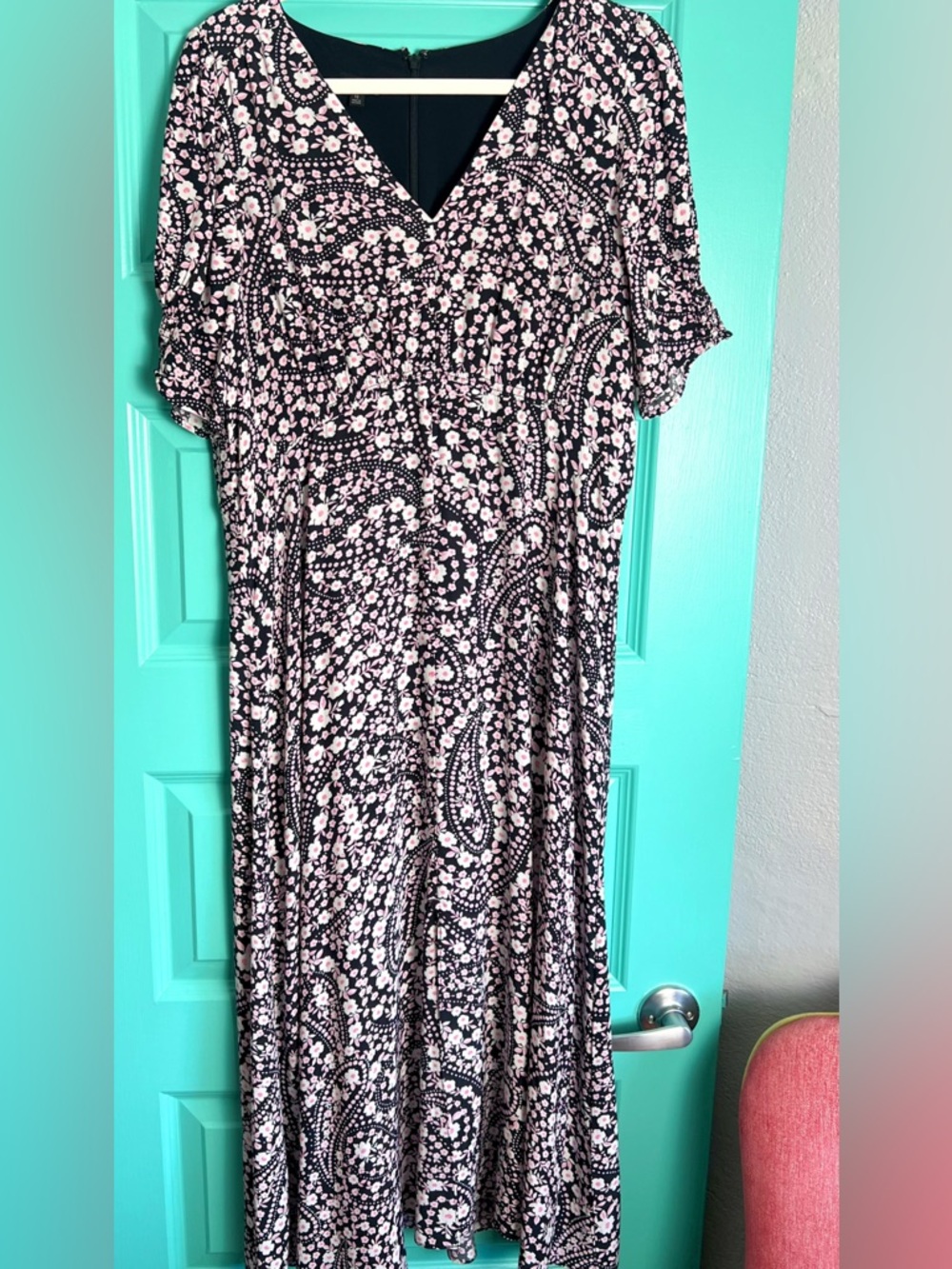 TALBOTS Black Maxi Dress with Light Pink/White Floral Paisley Print MEDIUM